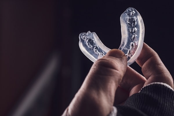 sports-mouth-guards-newest-smile-dental